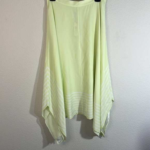 Size 8, 10 Banana Republic SILK HANDKERCHIEF-HEM SKIRT - Picture 4 of 11